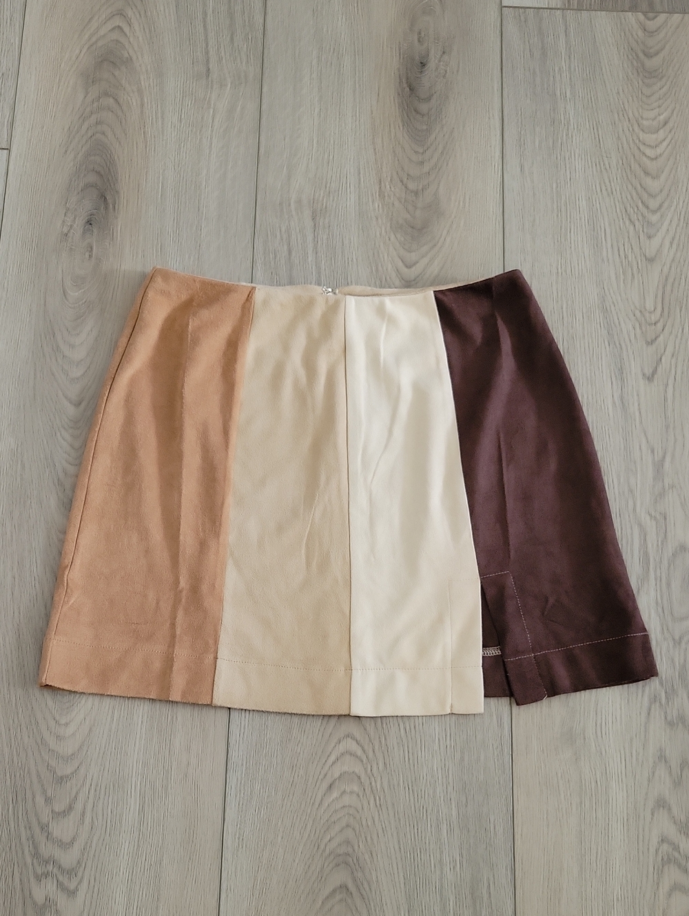 ILLA ILLA Colorblock Mini Skirt in Tan, Cream & Brown